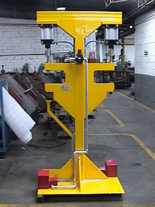 Maquina Botadora y remachadora de Balatas